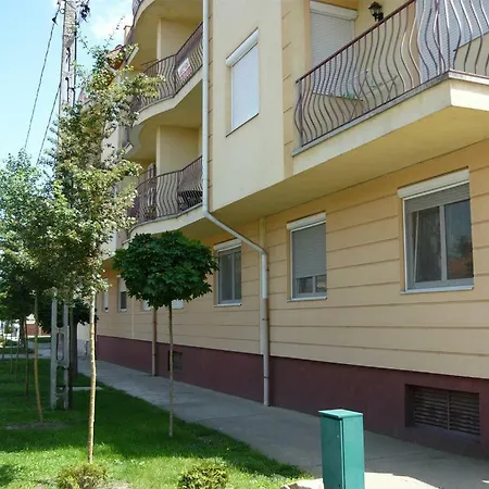 Apartman Sunrise 2 *